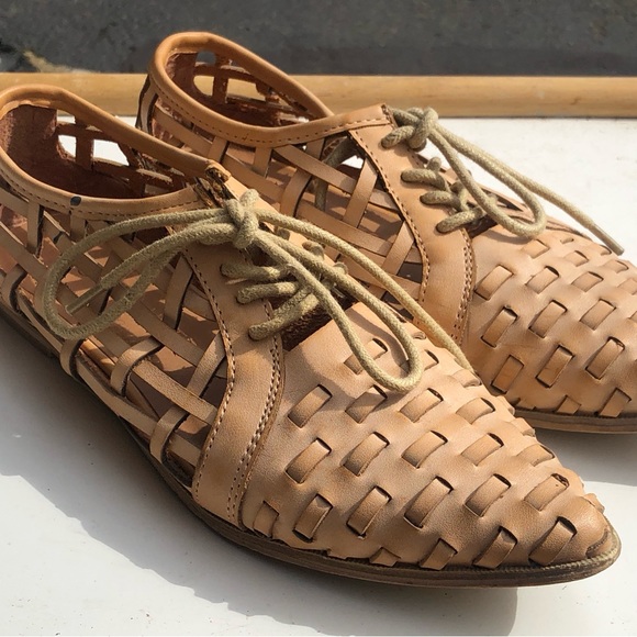 Coconuts by Matisse Gimlet Woven Oxfords shoes lace up beige boho Size 6.5M - Picture 6 of 10